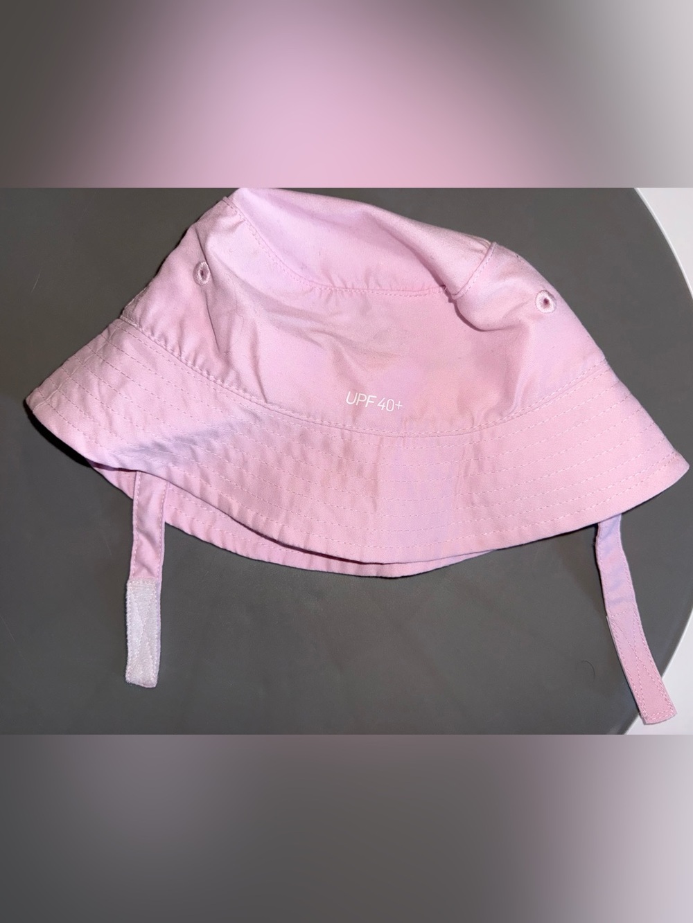 Nike Pink Kids Bucket Hat with Chin Strap - Picture 2 of 2